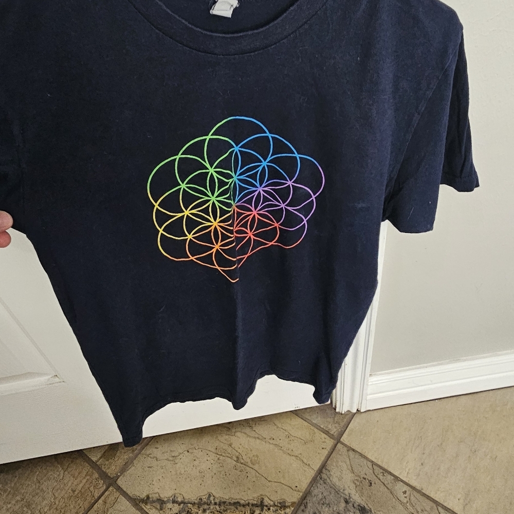 Coldplay A Head Full of Dreams 2016 Tour T shirt S